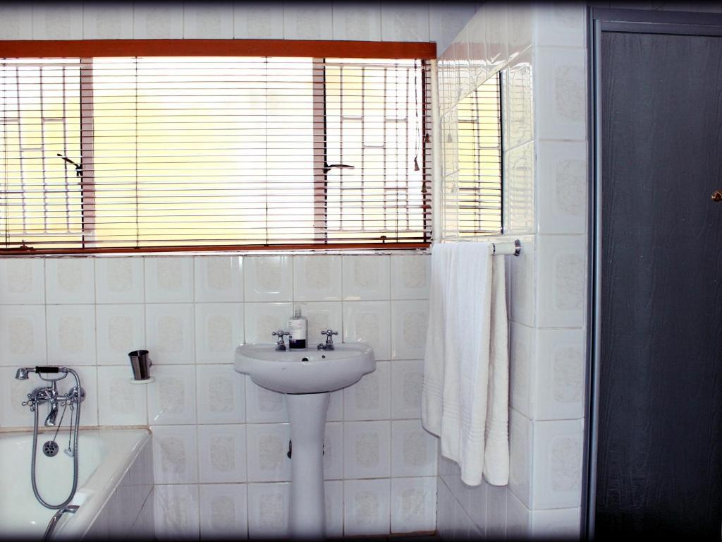 Aqua Terra Guest House Lydenburg Εξωτερικό φωτογραφία